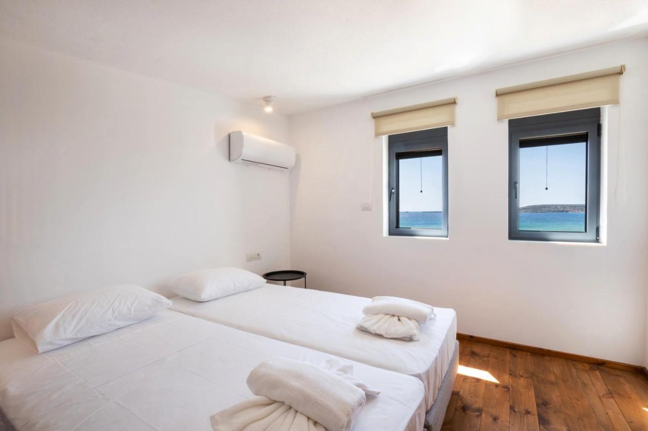 Cato Agro 4, Seafront Villa With Private Pool Afiartis Ngoại thất bức ảnh