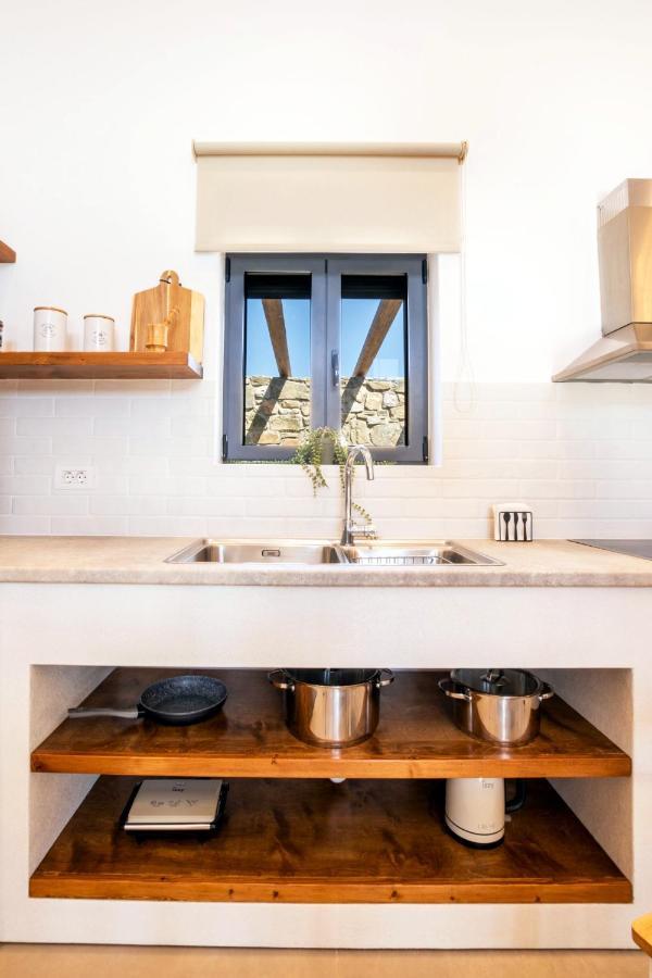 Cato Agro 4, Seafront Villa With Private Pool Afiartis Ngoại thất bức ảnh